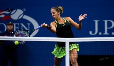 Cibulkova forgets ball girl at WTA Finals Singapore