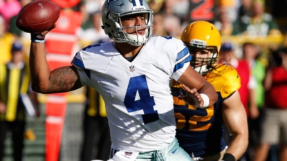 Dallas Cowboys: Dak or Romo, who should start?