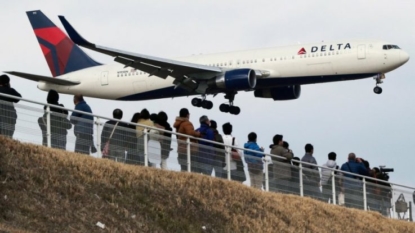 Delta expects airfares to keep falling