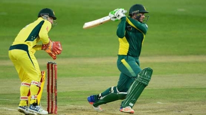 Du Plessis ton lifts South Africa to big win over Australia