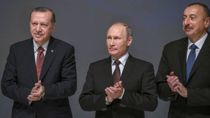 Turkey, Russia sign gas pipeline deal