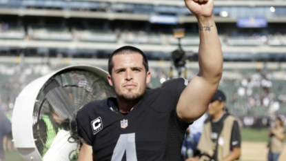 Raiders’ Carr suffers broken fibula, will undergo surgery