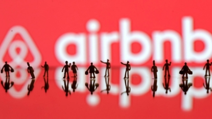 Airbnb offering free housing to people stranded by Trump travel ban