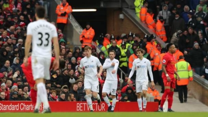 Jürgen Klopp bemoans Liverpool’s ‘passive’ defence after Swansea loss