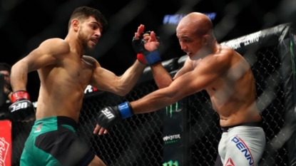 Yair Rodriguez Beats Up BJ Penn Badly At UFC Fight Night 103