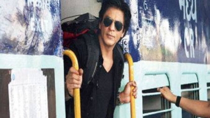 King Of Bollywood, Baadshah Of Marketing SRK’s Train Voyage For Raees