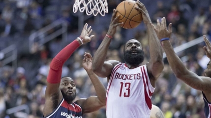 Harden’s triple-double helps Rockets over Wolves 123-118