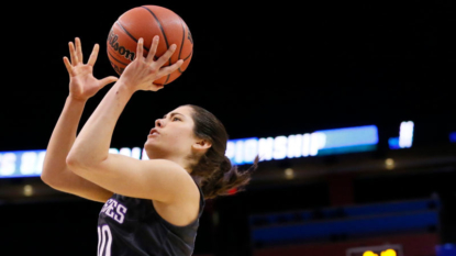 Kelsey Plum goes No. 1 in WNBA draft