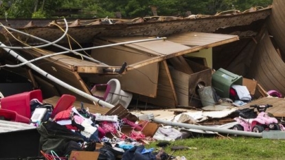 Texas, Louisiana brace for possible flooding and tornadoes