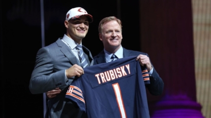 Chicago Bears trade up to No. 2 to draft QB Mitchell Trubisky