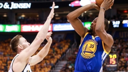 Curry’s 30 lead Warriors to sweep after 121-95 win over Jazz