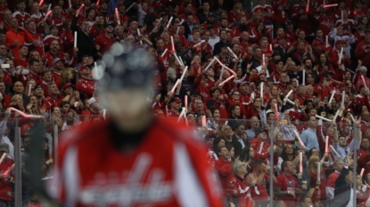 Capitals rally past Penguins in Game 5 to avoid elimination