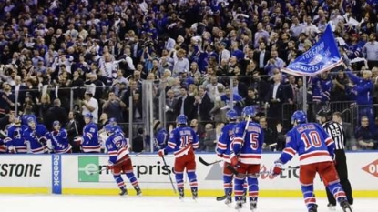 Zuccarello leads Rangers to 4-1 win over Senators in Game 3