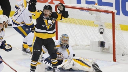 STANLEY CUP FINAL 3 goals early in 3rd tighten Pens’ grasp