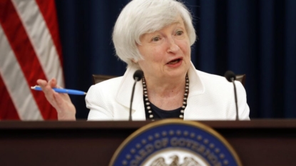 Fed Officials Lower Their Estimate of Long-Run Interest Rates