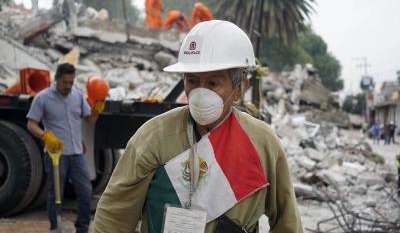 Mexico shaken by new natural disaster that swayed buildings and paused rescue efforts