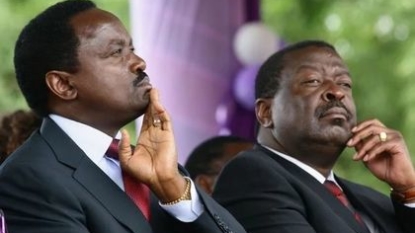 ‘Mock’ swearing-in ceremony for Kenyan opposition leader Raila Odinga