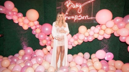 Khloé Kardashian Has Her Baby Shower!