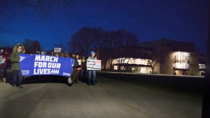 ‘Vote them out!’: Hundreds of thousands demand gun control in USA