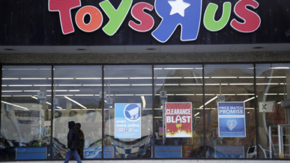 Toys R Us liquidation sales start after a brief delay