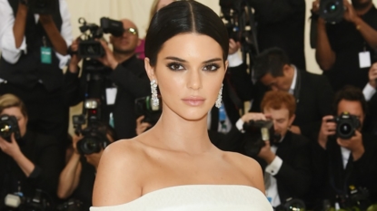 Kendall Jenner pushes security guard in viral Met Gala video